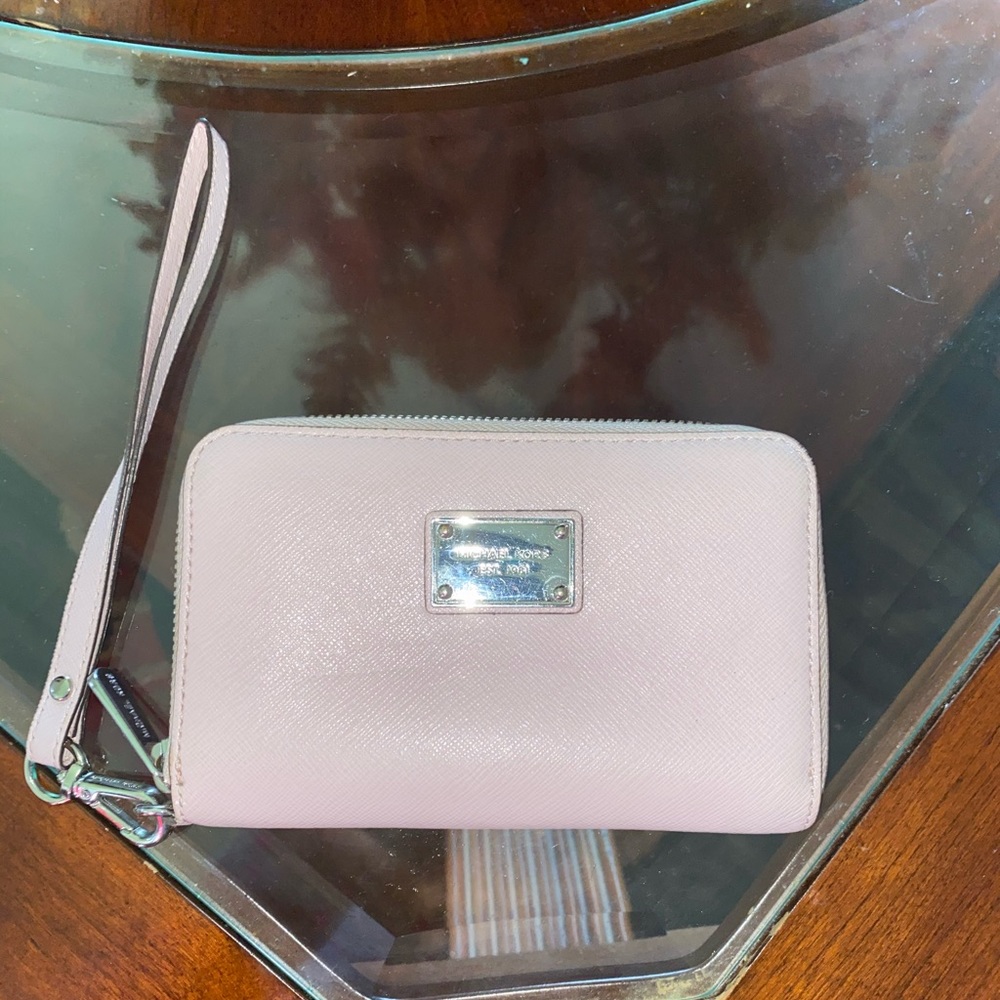 Mk small wristlet light pink re selling